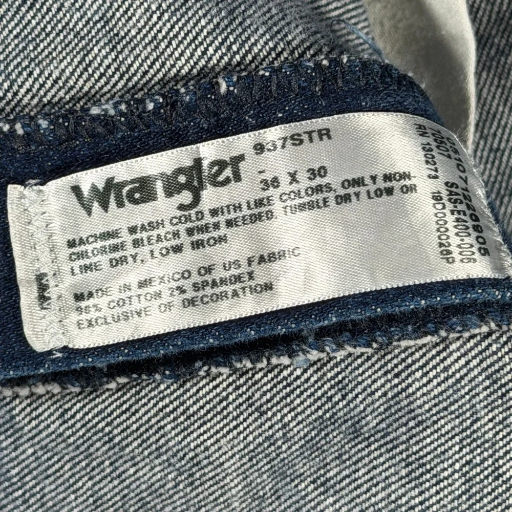 Wrangler Mens Dark Wash Straight Leg Jeans 36x30 Distressed‎ Details Y2K